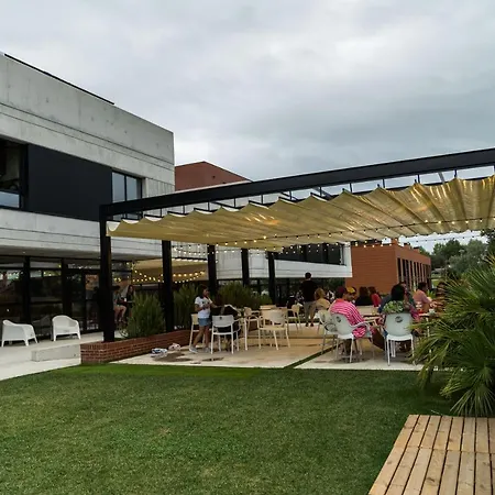 Plea House Ostello Loredo