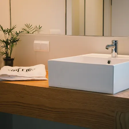 ホステル Plea House