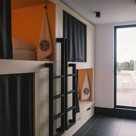 Plea House Hostel Loredo