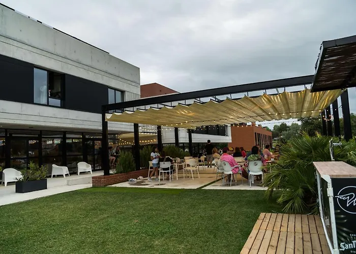 Plea House Albergue Loredo