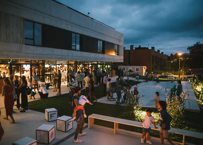 Plea House Хостел Лоредо